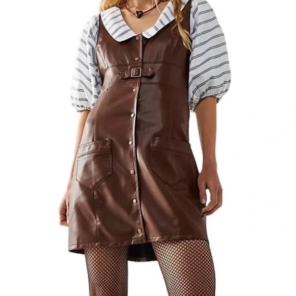 NWT Free People Elandra Mini Dress in Brown Vegan Leather Size 6
$168 Size: 6 - Picture 1 of 5
